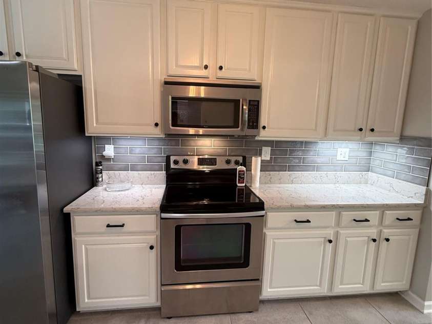 1005 Spring Rock Drive, Salisbury, NC 28146.  MLS# CAR4412191, YatesRealty ID 41998. Kitchen