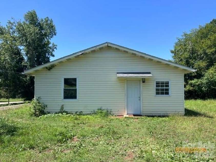 344 Piedmont Road, Rutherfordton, NC 28139.  MLS# CAR4412317, YatesRealty ID 41999. 