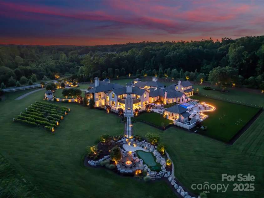 18308 Shearer Road, Davidson, NC 28036.  MLS# CAR4289423, YatesRealty ID 42. Side Elevation