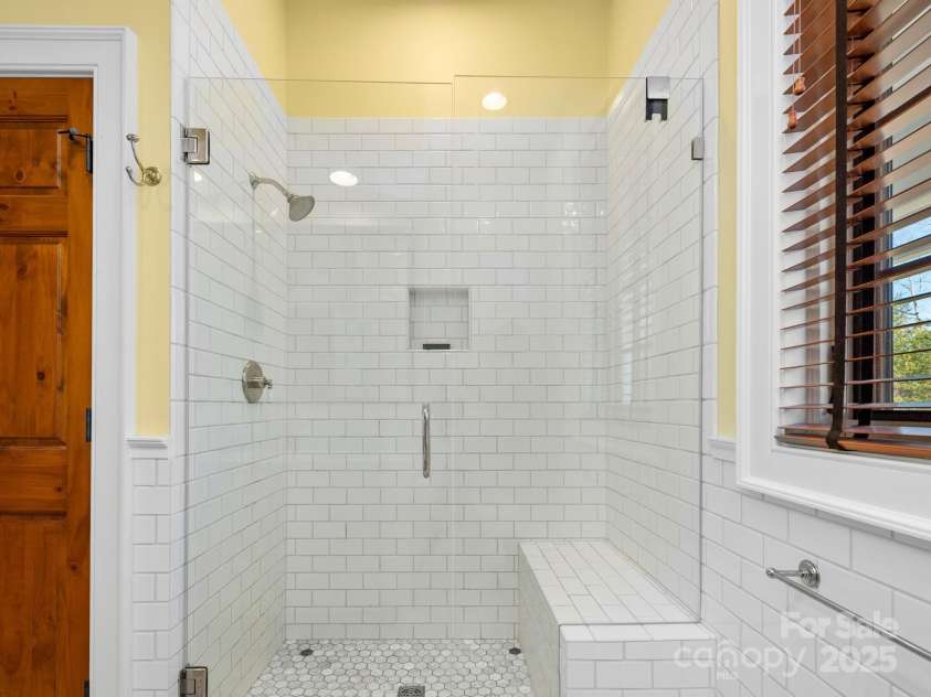 602 & 604 Blackwood Road, Columbus, NC 28722.  MLS# CAR4213028, YatesRealty ID 420. 