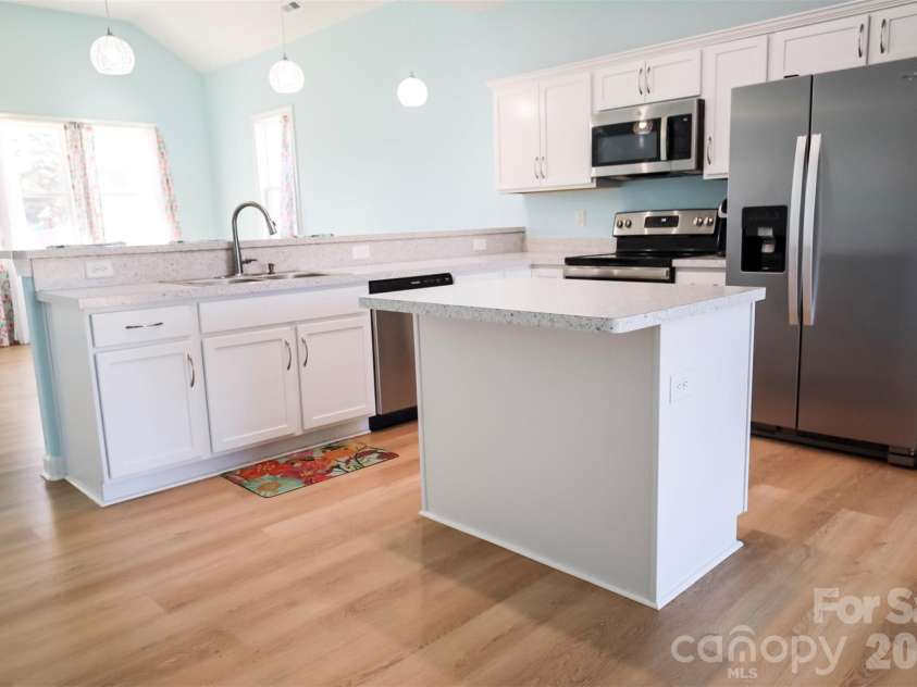 121 Meadow Ridge Lane, Coinjock, NC 27923.  MLS# CAR4337553, YatesRealty ID 4200. 