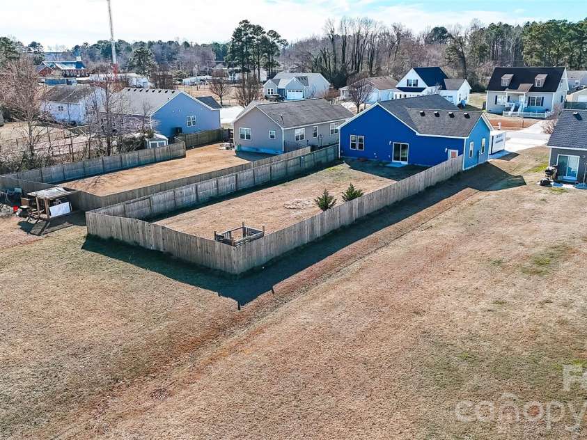121 Meadow Ridge Lane, Coinjock, NC 27923.  MLS# CAR4337553, YatesRealty ID 4200. 