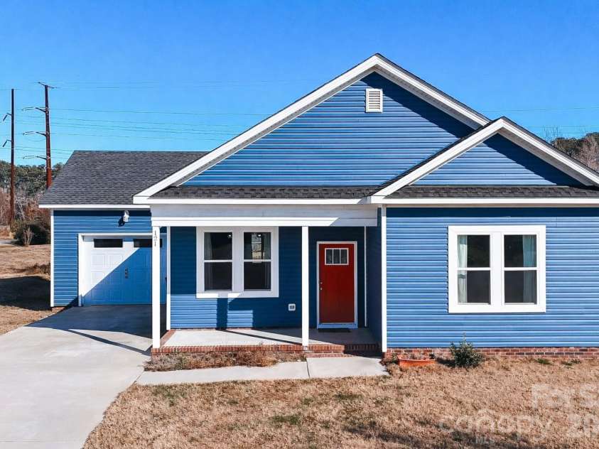 121 Meadow Ridge Lane, Coinjock, NC 27923.  MLS# CAR4337553, YatesRealty ID 4200. 