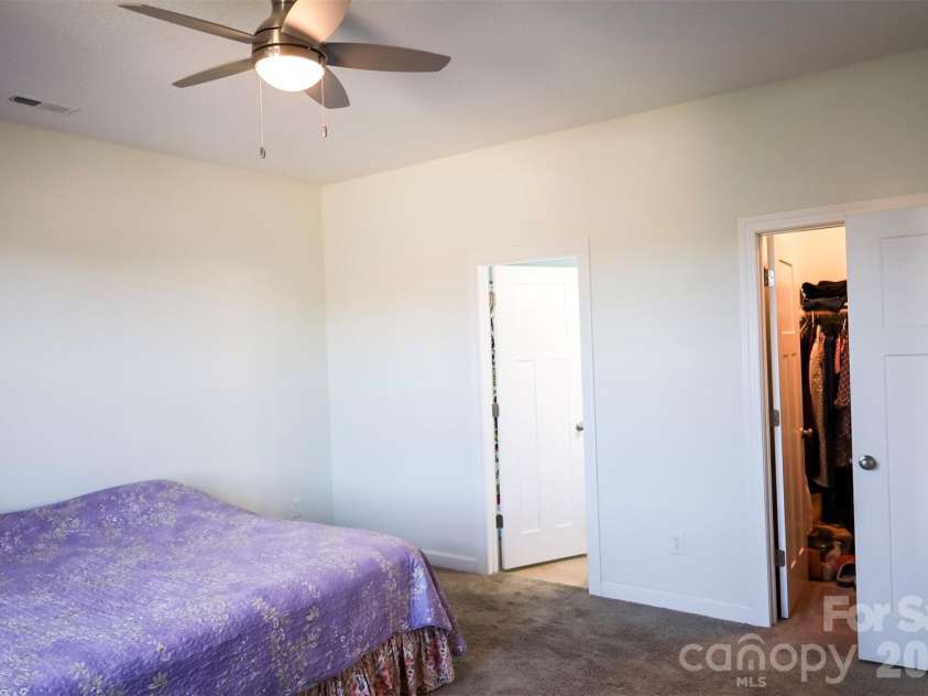 121 Meadow Ridge Lane, Coinjock, NC 27923.  MLS# CAR4337553, YatesRealty ID 4200. Primary bath and walk in closet