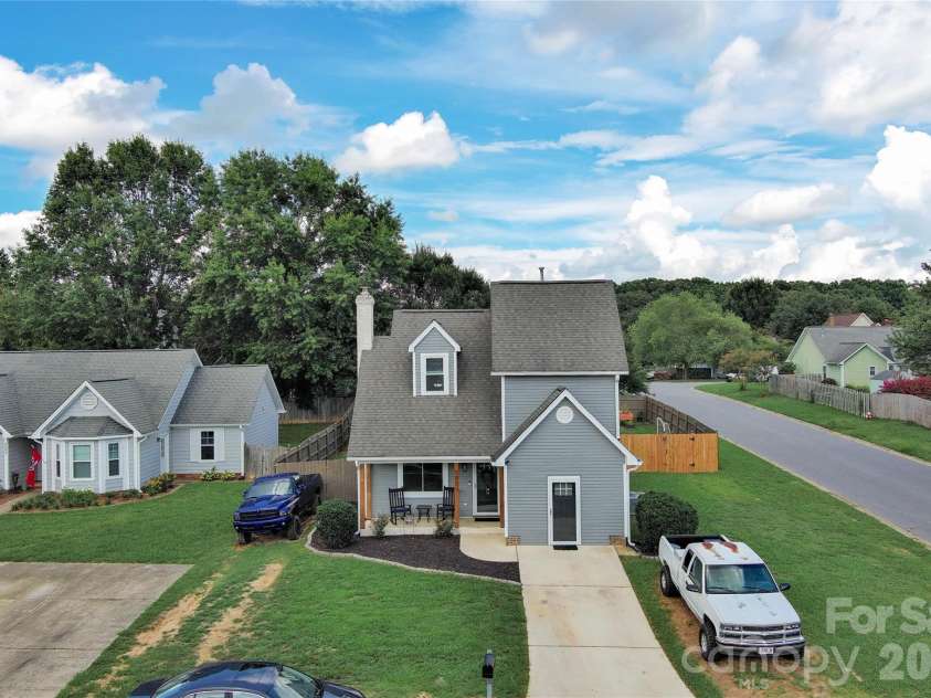 5000 Morning Dew Lane, Monroe, NC 28110.  MLS# CAR4410791, YatesRealty ID 42000. 