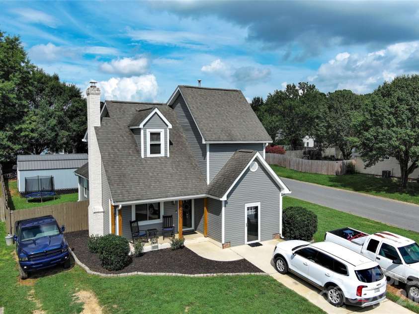 5000 Morning Dew Lane, Monroe, NC 28110.  MLS# CAR4410791, YatesRealty ID 42000. 