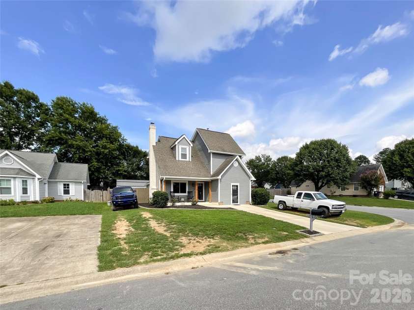 5000 Morning Dew Lane, Monroe, NC 28110.  MLS# CAR4410791, YatesRealty ID 42000. 