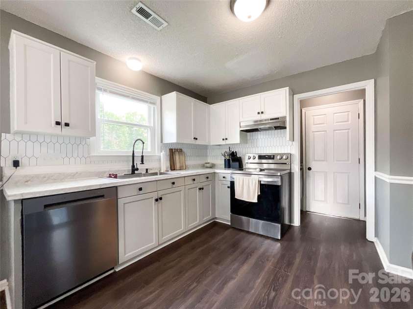 5000 Morning Dew Lane, Monroe, NC 28110.  MLS# CAR4410791, YatesRealty ID 42000. 