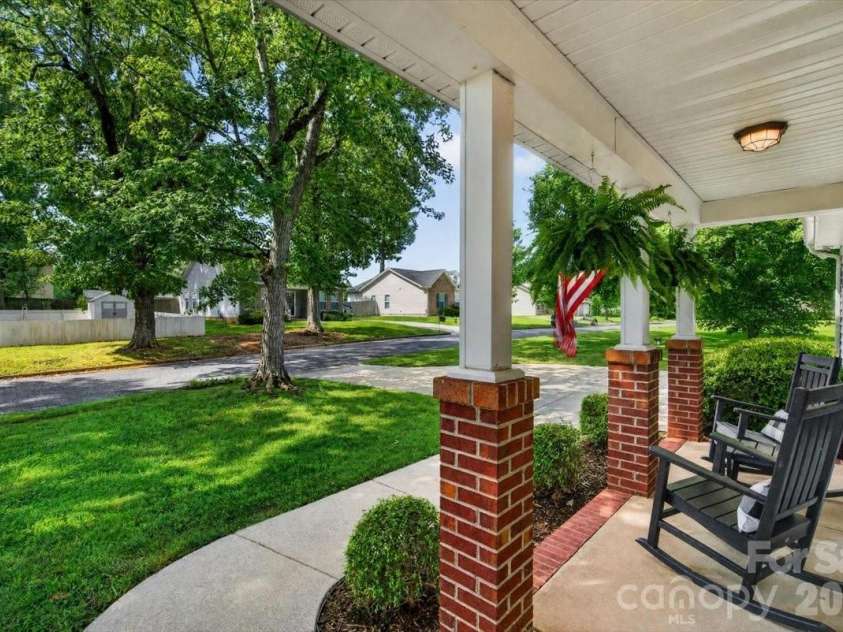 46 Linford Street, Belmont, NC 28012.  MLS# CAR4409174, YatesRealty ID 42003. 