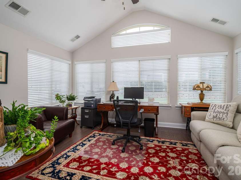 2360 Villa Oaks Court, Gastonia, NC 28056.  MLS# CAR4409766, YatesRealty ID 42004. Study/Flex space