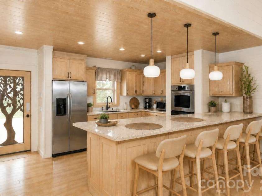 213 Three Rivers Drive, Hendersonville, NC 28792.  MLS# CAR4412069, YatesRealty ID 42006. Example of kitchen finishes