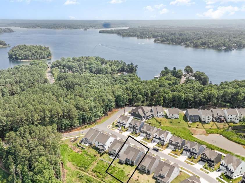 18019 Wilbanks Drive, Charlotte, NC 28278.  MLS# CAR4267851, YatesRealty ID 4201. 