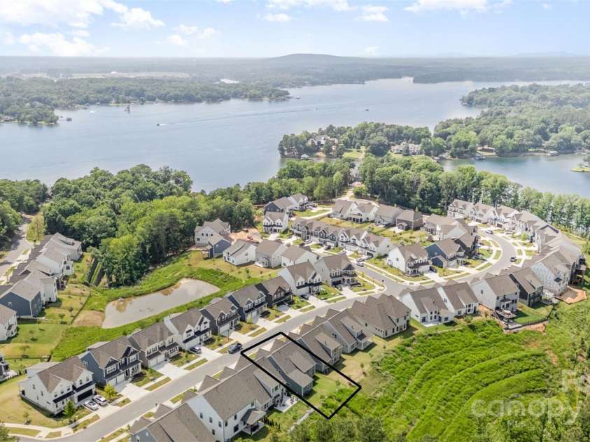 18019 Wilbanks Drive, Charlotte, NC 28278.  MLS# CAR4267851, YatesRealty ID 4201. 