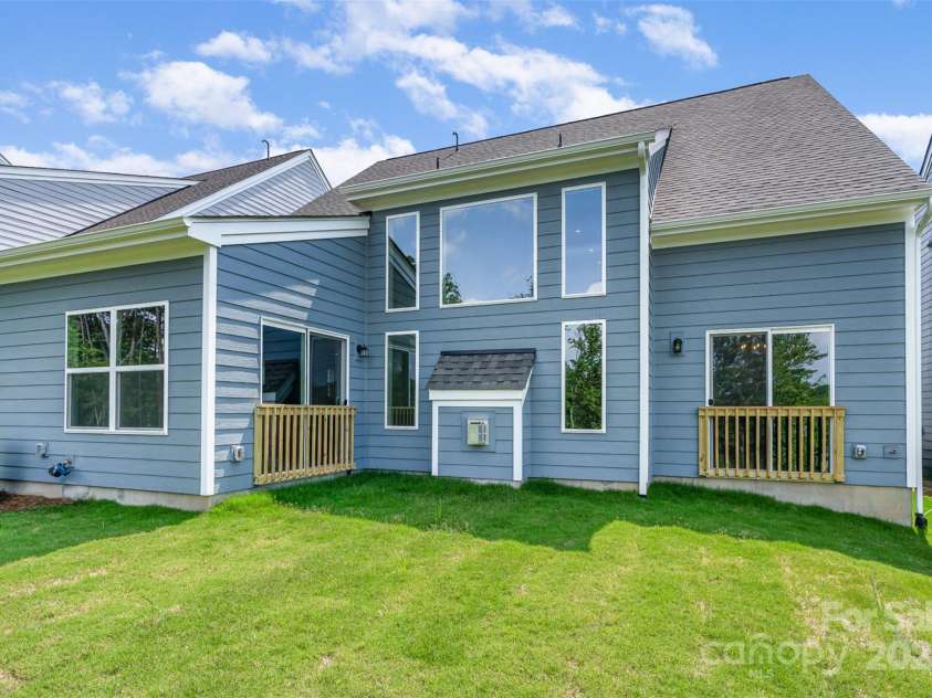 18019 Wilbanks Drive, Charlotte, NC 28278.  MLS# CAR4267851, YatesRealty ID 4201. Back Exterior