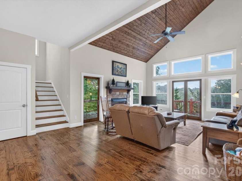 199 Atkins Loop, Lake Junaluska, NC 28745.  MLS# CAR4411136, YatesRealty ID 42010. 