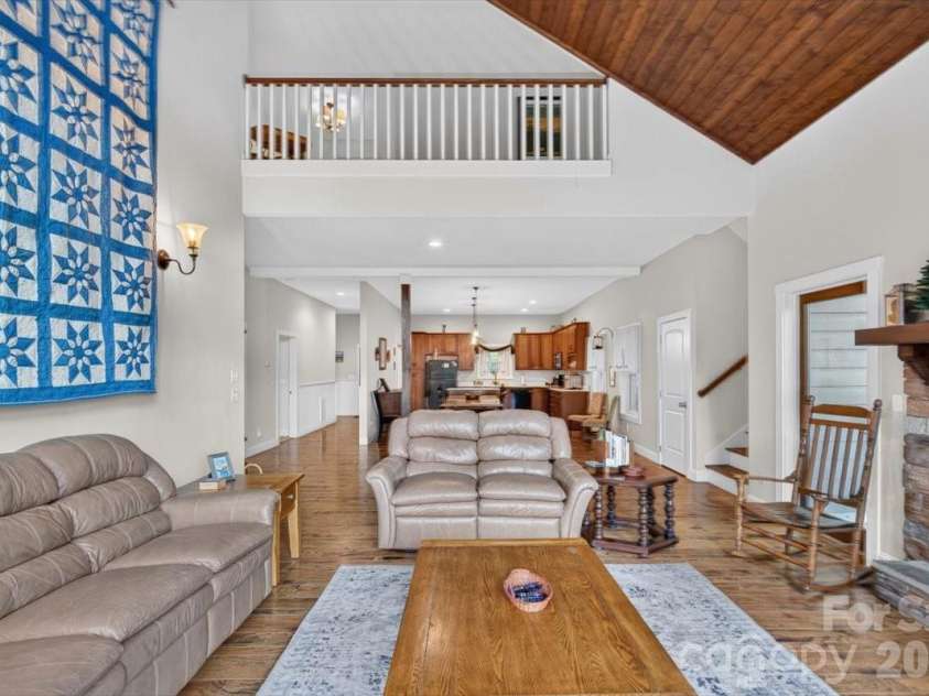 199 Atkins Loop, Lake Junaluska, NC 28745.  MLS# CAR4411136, YatesRealty ID 42010. 