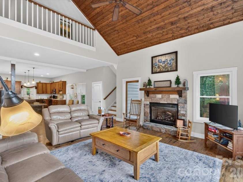 199 Atkins Loop, Lake Junaluska, NC 28745.  MLS# CAR4411136, YatesRealty ID 42010. 