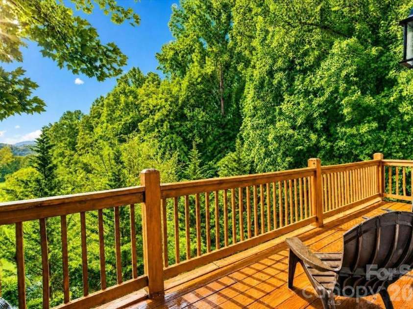199 Atkins Loop, Lake Junaluska, NC 28745.  MLS# CAR4411136, YatesRealty ID 42010. 