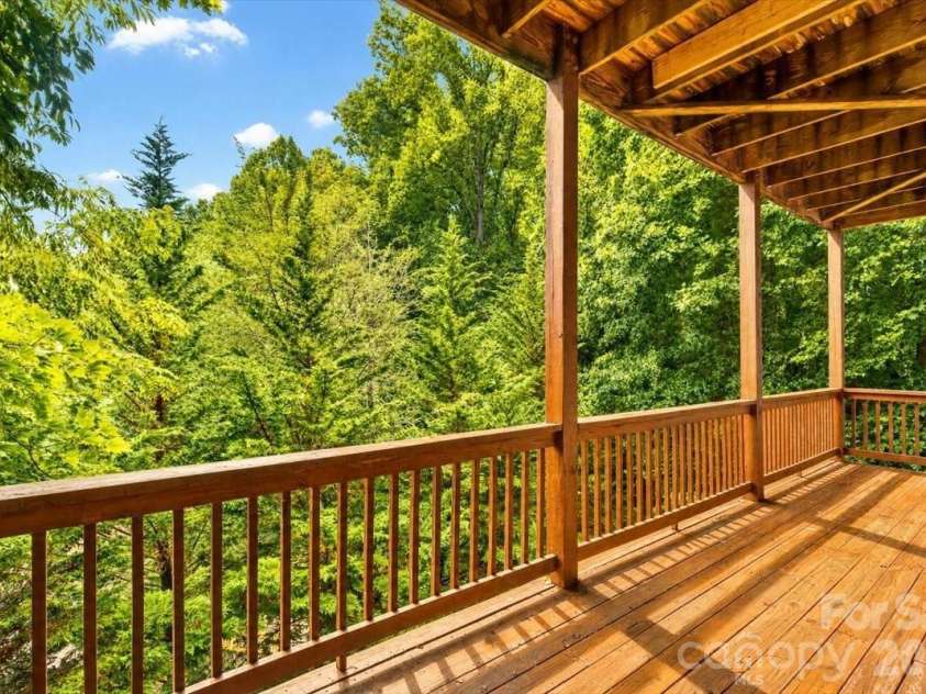 199 Atkins Loop, Lake Junaluska, NC 28745.  MLS# CAR4411136, YatesRealty ID 42010. Additional lower level deck