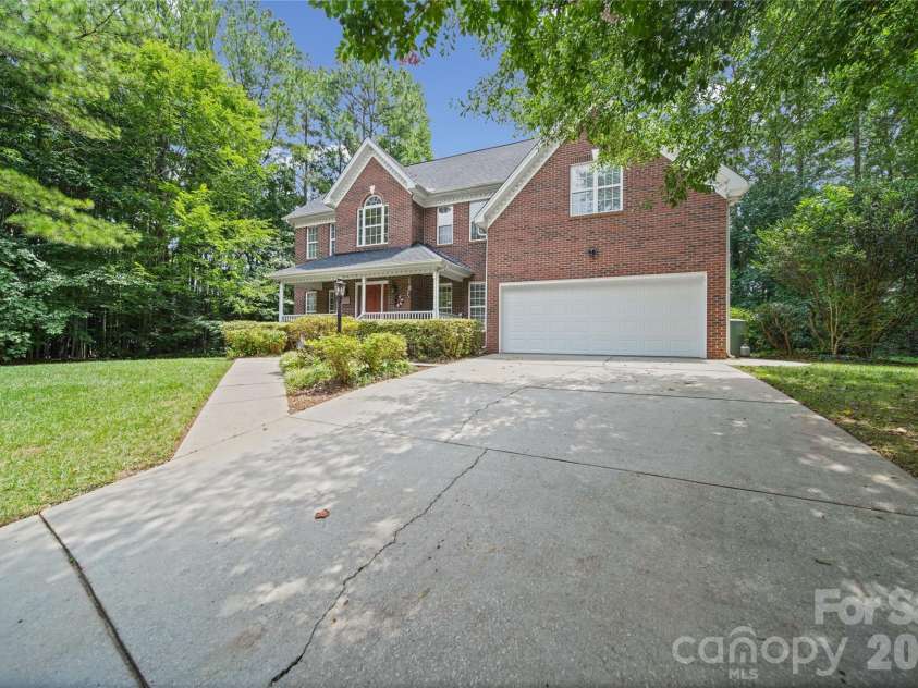 4619 Lenden Hall Court, Gastonia, NC 28056.  MLS# CAR4411954, YatesRealty ID 42011. 