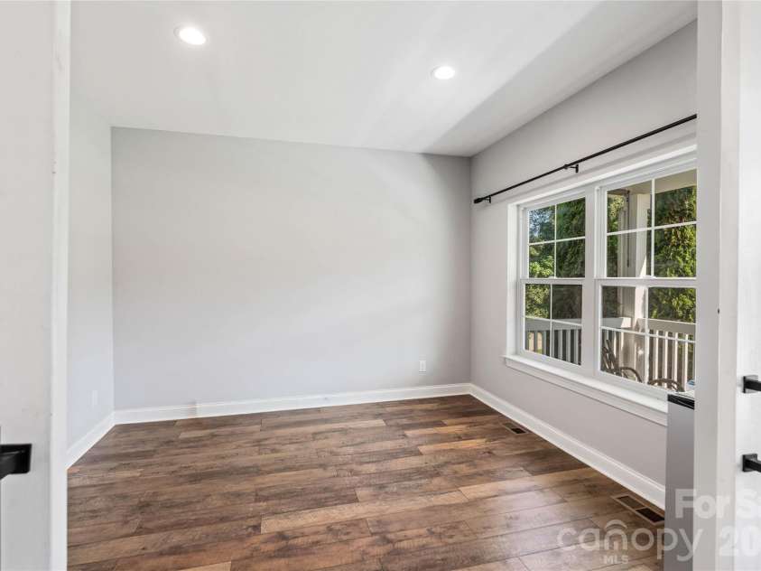 394 Kellwood Drive, Boone, NC 28607.  MLS# CAR4412428, YatesRealty ID 42013. 