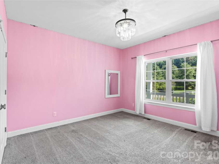 394 Kellwood Drive, Boone, NC 28607.  MLS# CAR4412428, YatesRealty ID 42013. 