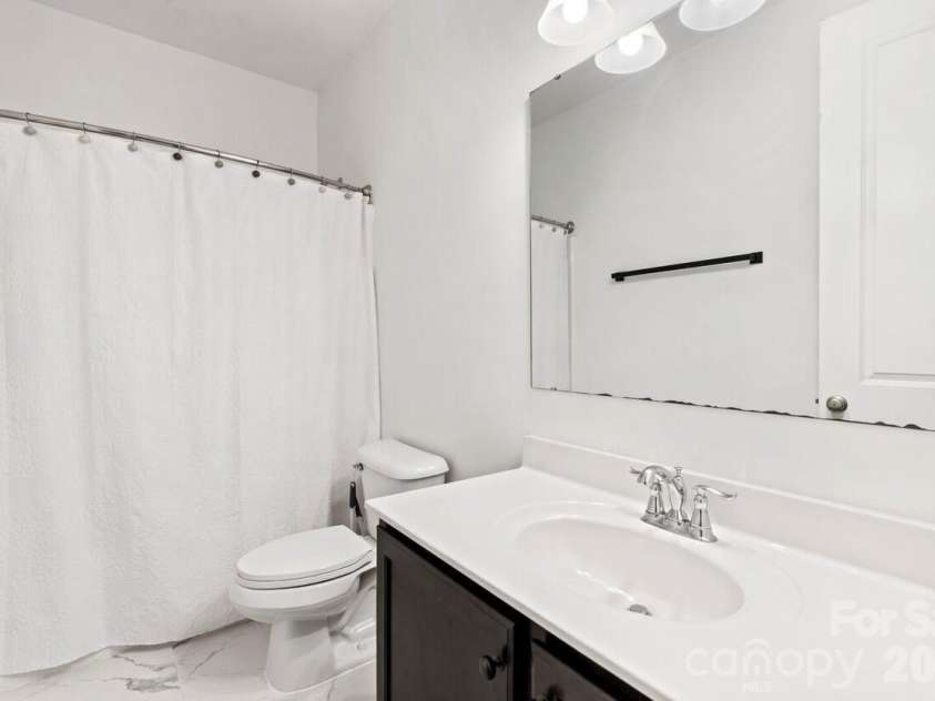 394 Kellwood Drive, Boone, NC 28607.  MLS# CAR4412428, YatesRealty ID 42013. 
