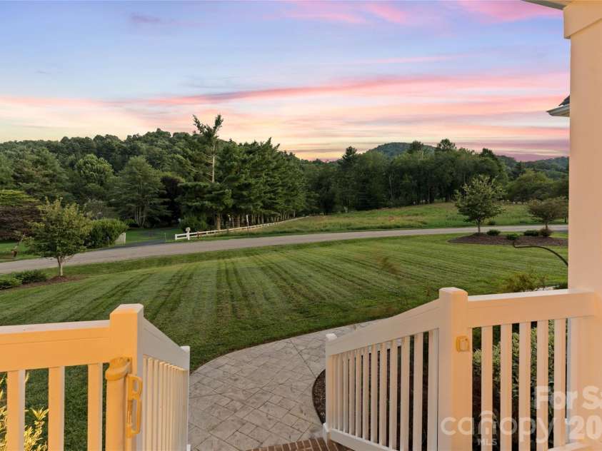 394 Kellwood Drive, Boone, NC 28607.  MLS# CAR4412428, YatesRealty ID 42013. 