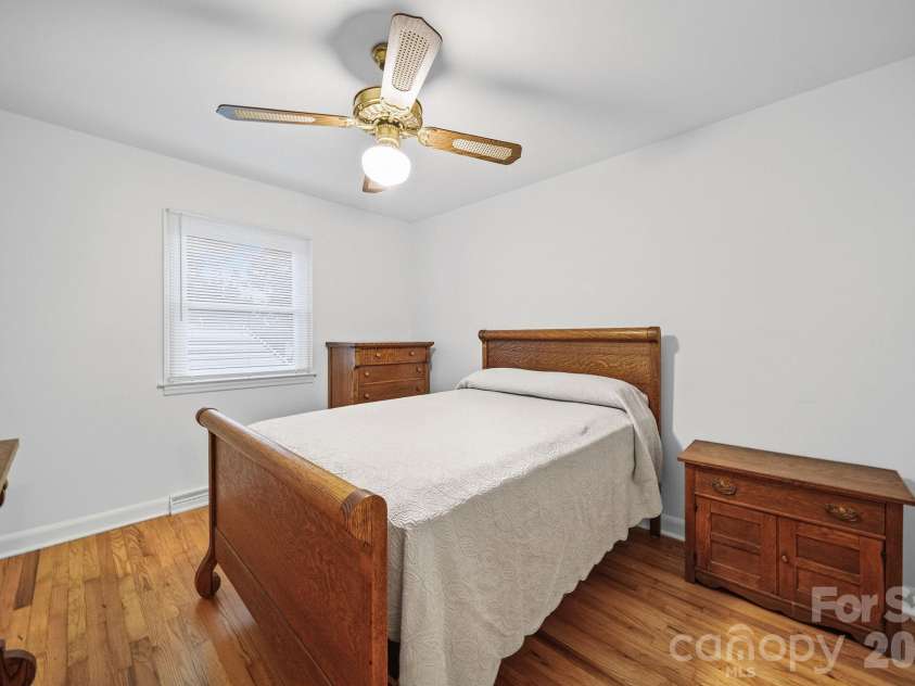 304 Ford Street, Cramerton, NC 28032.  MLS# CAR4411490, YatesRealty ID 42015. 