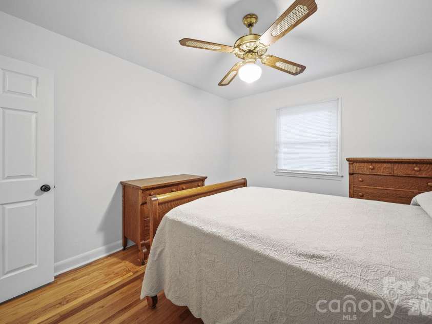 304 Ford Street, Cramerton, NC 28032.  MLS# CAR4411490, YatesRealty ID 42015. 