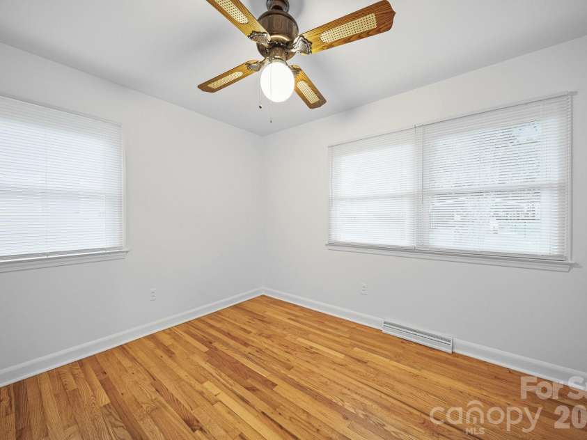 304 Ford Street, Cramerton, NC 28032.  MLS# CAR4411490, YatesRealty ID 42015. 