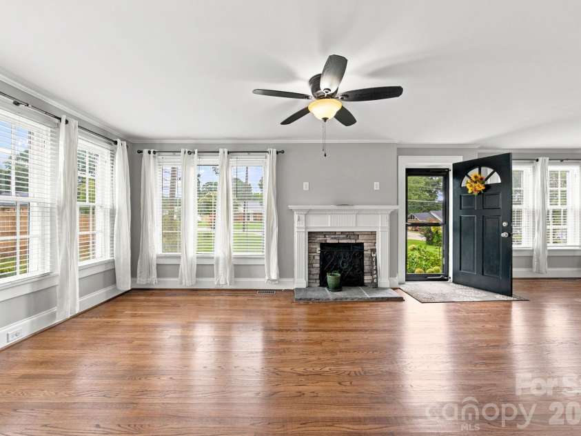 403 Peeler Street, Salisbury, NC 28146.  MLS# CAR4412472, YatesRealty ID 42016. 