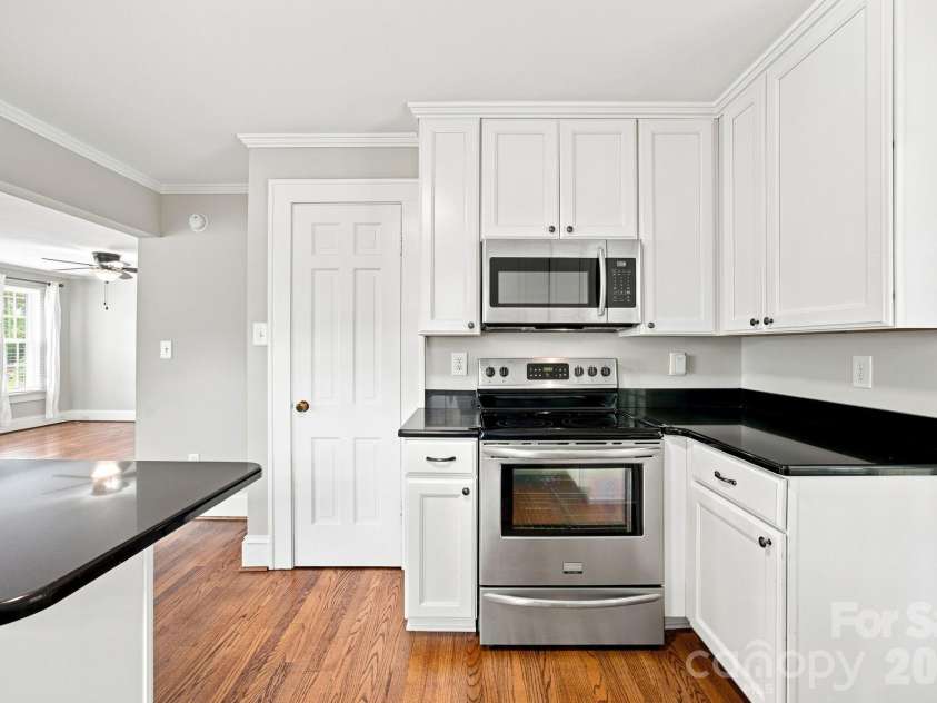 403 Peeler Street, Salisbury, NC 28146.  MLS# CAR4412472, YatesRealty ID 42016. 
