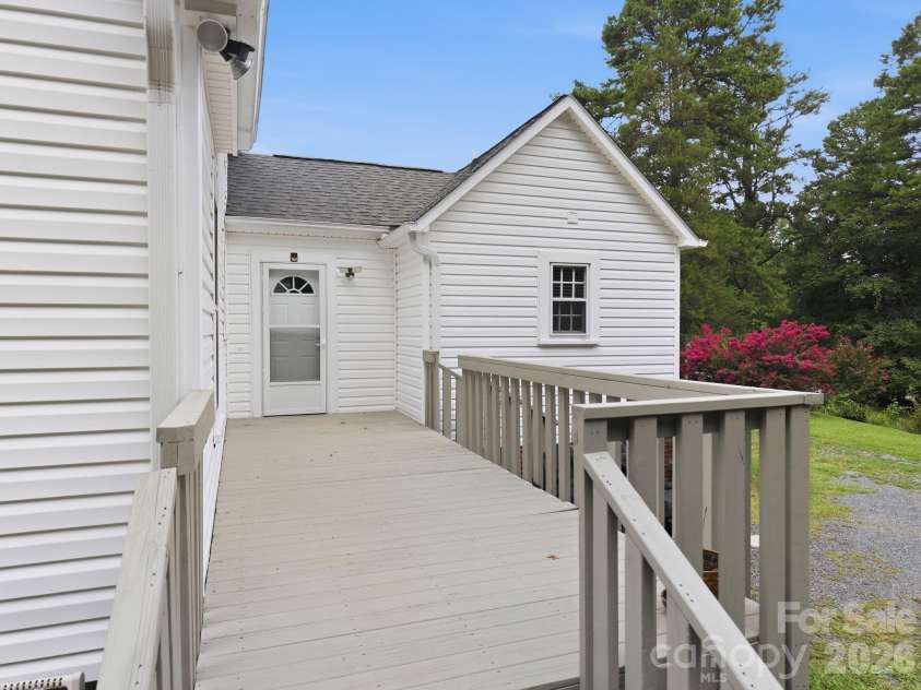 403 Peeler Street, Salisbury, NC 28146.  MLS# CAR4412472, YatesRealty ID 42016. 