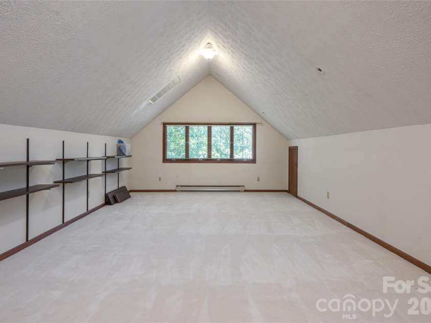 25 Forest Road, Asheville, NC 28803.  MLS# CAR4412370, YatesRealty ID 42019. 