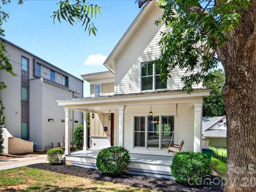 729 Charles Avenue, Charlotte, NC 28205.  MLS# CAR4412139, YatesRealty ID 42022. 