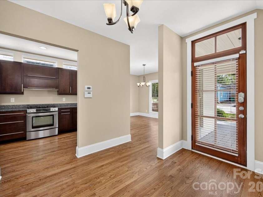 729 Charles Avenue, Charlotte, NC 28205.  MLS# CAR4412139, YatesRealty ID 42022. 