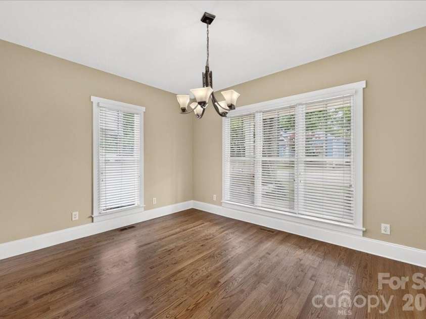 729 Charles Avenue, Charlotte, NC 28205.  MLS# CAR4412139, YatesRealty ID 42022. 