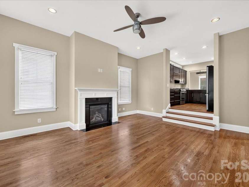 729 Charles Avenue, Charlotte, NC 28205.  MLS# CAR4412139, YatesRealty ID 42022. 