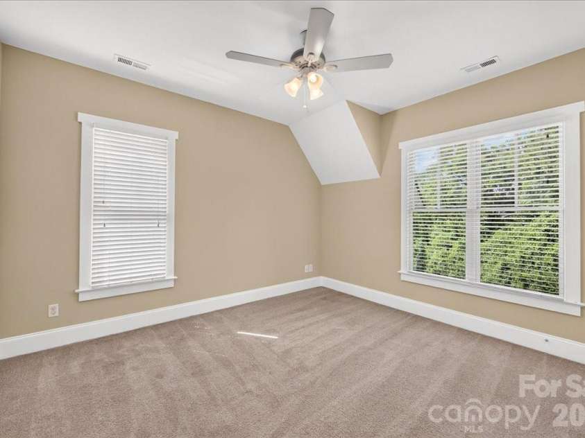 729 Charles Avenue, Charlotte, NC 28205.  MLS# CAR4412139, YatesRealty ID 42022. 