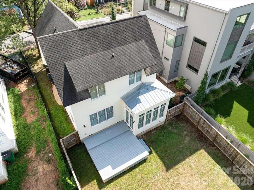 729 Charles Avenue, Charlotte, NC 28205.  MLS# CAR4412139, YatesRealty ID 42022. 