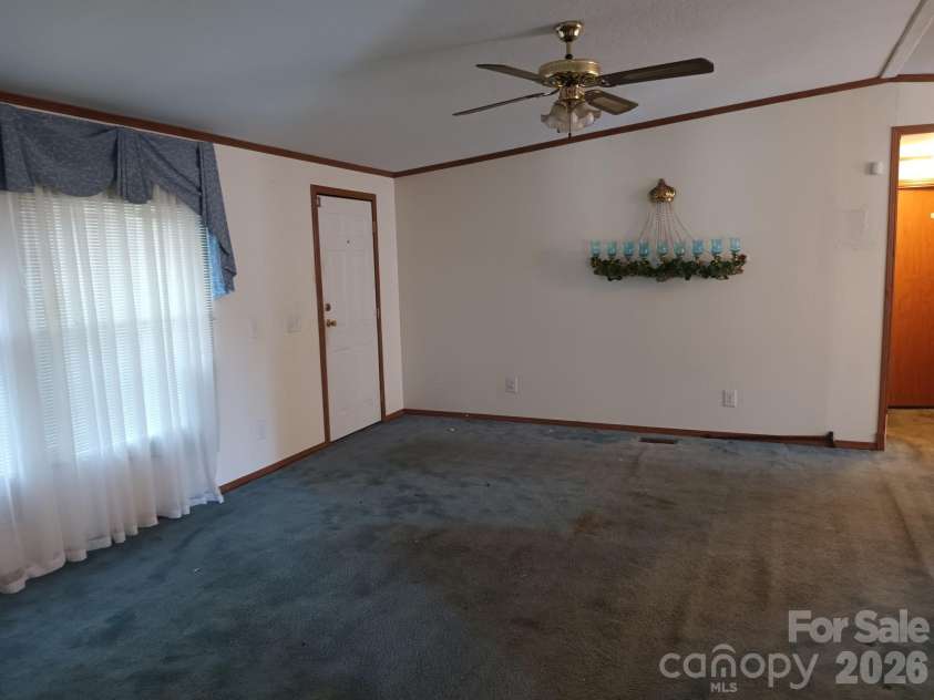 60 Rolling Creek Drive, Sumter, SC 29153.  MLS# CAR4412498, YatesRealty ID 42024. 