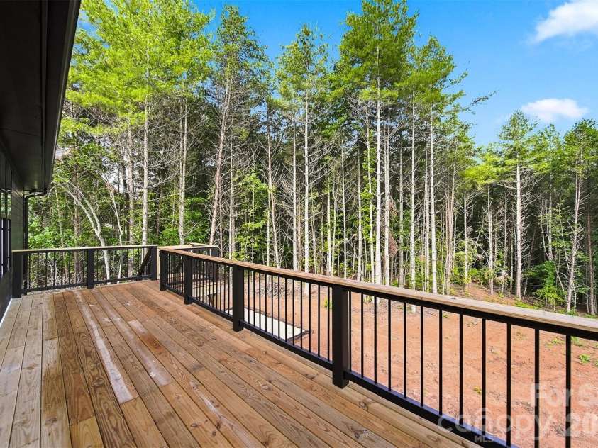 1035 Hawksbill Drive, Morganton, NC 28655.  MLS# CAR4412312, YatesRealty ID 42026. 