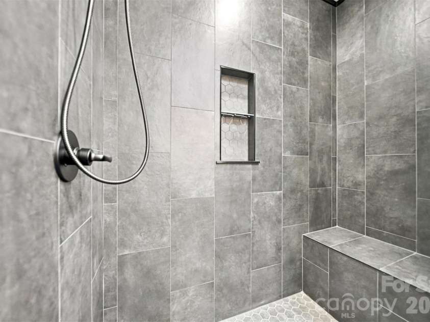 1035 Hawksbill Drive, Morganton, NC 28655.  MLS# CAR4412312, YatesRealty ID 42026. Primary Bath