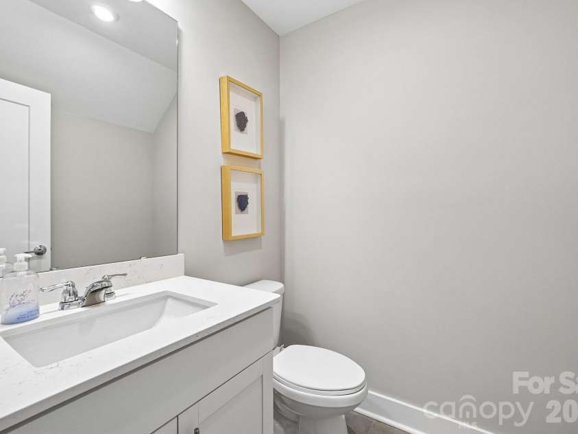 11023 Stetler Street, Charlotte, NC 28204.  MLS# CAR4408205, YatesRealty ID 42027. 4th Floor Half Bath