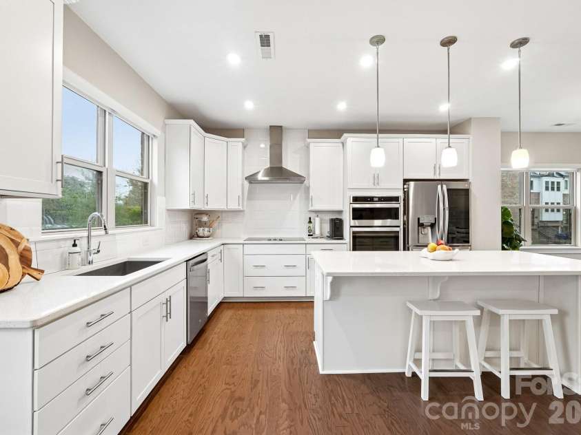 11023 Stetler Street, Charlotte, NC 28204.  MLS# CAR4408205, YatesRealty ID 42027. Kitchen