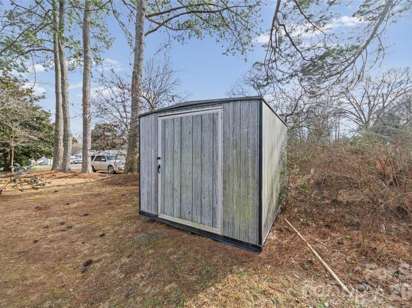 5 Cartwright Street, York, SC 29745.  MLS# CAR4345349, YatesRealty ID 4203. 