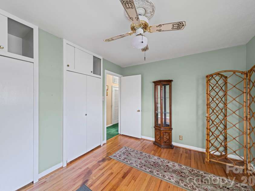 5 Cartwright Street, York, SC 29745.  MLS# CAR4345349, YatesRealty ID 4203. 
