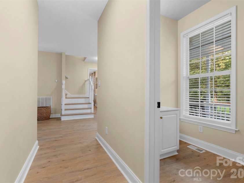 7233 Ridge Road, Lexington, NC 27295.  MLS# CAR4412504, YatesRealty ID 42030. 