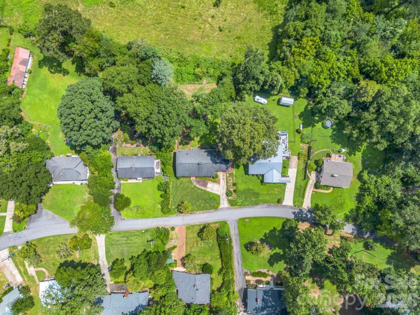 155 Fernwood Circle, Rutherfordton, NC 28139.  MLS# CAR4412471, YatesRealty ID 42032. 
